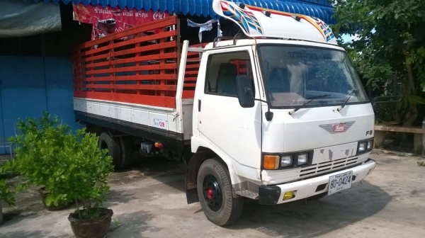ขาย 6 ล้อ HINO FB113 ยาว 5 เมตร เครื่อง WO4D 117 แรงม้า คัสซีสวยตลอดเส้น รถพร้อมใช้ ทะเบียนพร้อมโอนครับ
