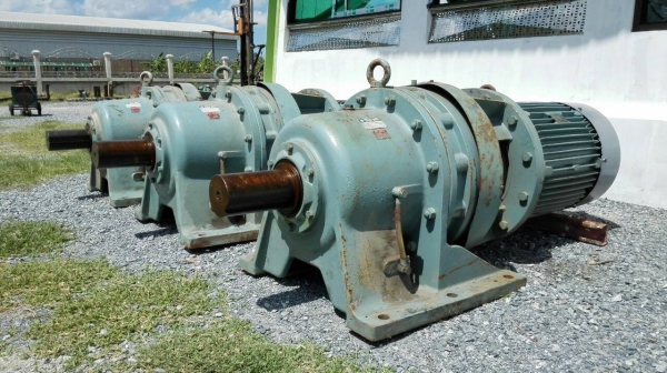 **เหลือ 2 ตัว**มอเตอร์เกียร์ Sumitomo 60 HP. 980 RPM 380V ทด 1:43 (22rpm) ของใหม่ยังไม่เคยใช้งาน