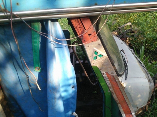 กระบะหน้ายาว‬ พร้อมหัว ฝากะโปงหนึ่งอัน ราคา 50,000 ครับ