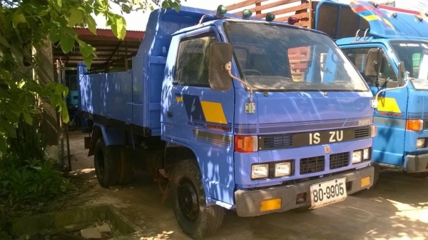 ขาย 6 ล้อเล็ก ดั้ม 3 คิว เครื่อง 4BE1 110 แรงม้า คัสซีสวยตลอดเส้น รถพร้อมใช้ ทะเบียนพร้อมโอนครับ