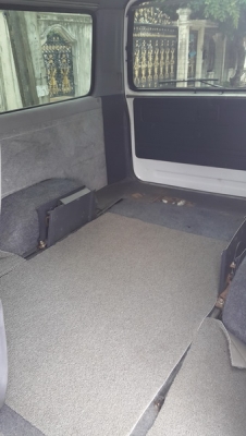 toyota hiace superwagon