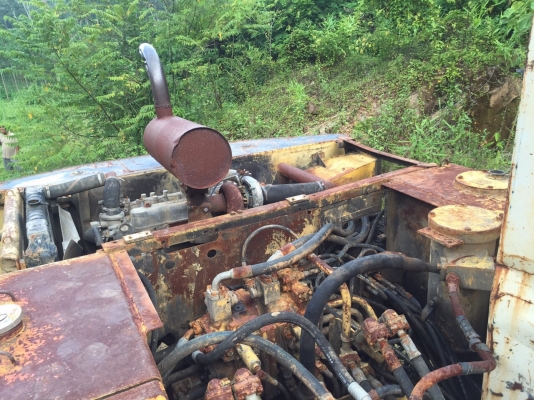 ขายแบคโฮ KOMATSU PC200-5 เครื่อง6BG1 ตามสภาพ สนใจโทร 081-970-1072
