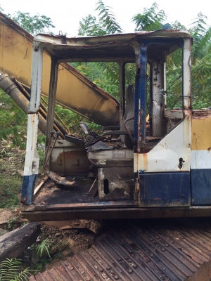 ขายแบคโฮ KOMATSU PC200-5 เครื่อง6BG1 ตามสภาพ สนใจโทร 081-970-1072