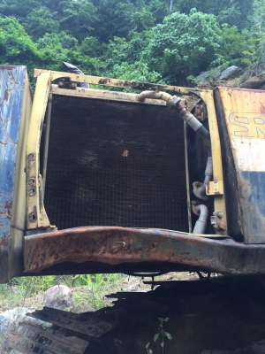ขายแบคโฮ KOMATSU PC200-5 เครื่อง6BG1 ตามสภาพ สนใจโทร 081-970-1072