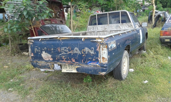 ขายด่วน คัสซี หัวเก๋ง ช่างล่าง กะบะดัสสัน SD 23 ติดต่อ มงคล 0892524530