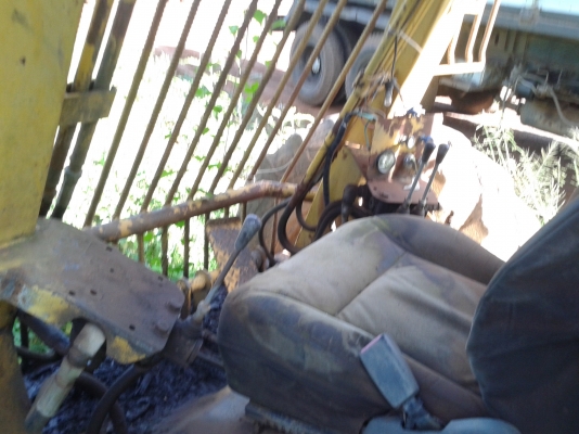 ขายรถคีบอ้อยเบลสามล้อ