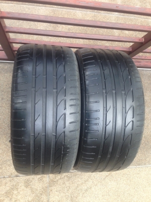 ยาง Bridgestone 275 35 20 ปลายปี11 ดอกเยอะ พร้อมใช้งาน