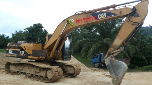 ขายรถแบคโฮ CAT320