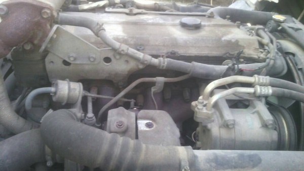 ขาย 6 ล้อตู้เปียก ยาว 5 เมตร ISUZU NPR 150 ปี 54 คัสซีสวยตลอดเส้น เครื่องดี แอร์เย็น ทะเบียนครบพร้อมโอนครับ