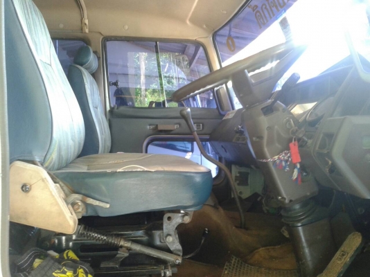 Hino f18  ลดราคาเหลือ  550,000 บาทคะ