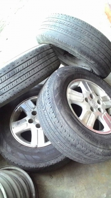 แม๊ก วีโก้ 5 รู ขอบ 15 เดิมๆ ยางBRIDGESTONE DURAVIS R611 ชุด 4 ล้อ พร้อมใช้งาน tel.081-427-3941