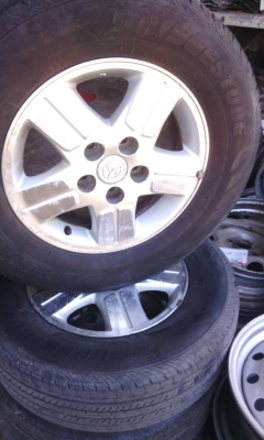 แม๊ก วีโก้ 5 รู ขอบ 15 เดิมๆ ยางBRIDGESTONE DURAVIS R611 ชุด 4 ล้อ พร้อมใช้งาน tel.081-427-3941 แม๊ก วีโก้ 5 รู ขอบ 15 เดิมๆ ยางBRIDGESTONE DURAVIS R611 ชุด 4 ล้อ พร้อมใช้งาน tel.081-427-3941