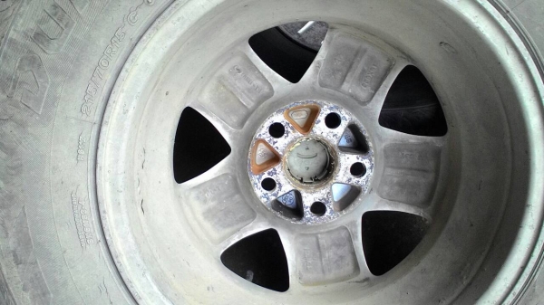 แม๊ก วีโก้ 5 รู ขอบ 15 เดิมๆ ยางBRIDGESTONE DURAVIS R611 ชุด 4 ล้อ พร้อมใช้งาน tel.081-427-3941 แม๊ก วีโก้ 5 รู ขอบ 15 เดิมๆ ยางBRIDGESTONE DURAVIS R611 ชุด 4 ล้อ พร้อมใช้งาน tel.081-427-3941