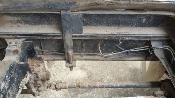 ขายด่วน หกล้อดั้ม115catterปี39ราคาไม่แพงจัดแนนท์ได้สูงโทร0856842587