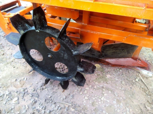 เครื่องปลูกอ้อย ร่องคู่ ใส่ 45-47-50-60 แรง