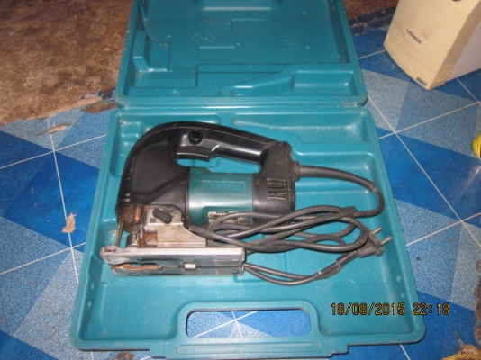 จิ๊กซอว์ Makita ของแท้แน่นอนพร้อมกล่อง ใช้งานปกติครับ ราคาขายพร้อมส่งทั่วประเทศครับผม จิ๊กซอว์ Makita ของแท้แน่นอนพร้อมกล่อง ใช้งานปกติครับ ราคาขายพร้อมส่งทั่วประเทศครับผม