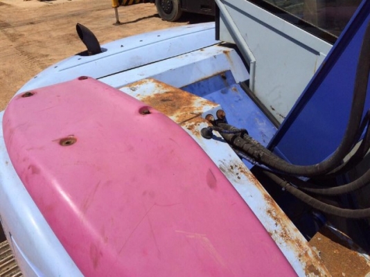 ขายรถแบคโฮ KOMATSU PC78US-5 สภาพสวยพร้อมใช้งาน รถนอกนำเข้าเองจากญี่ปุ่น มีVDOการทำงานครับ ขายรถแบคโฮ KOMATSU PC78US-5 สภาพสวยพร้อมใช้งาน รถนอกนำเข้าเองจากญี่ปุ่น มีVDOการทำงานครับ