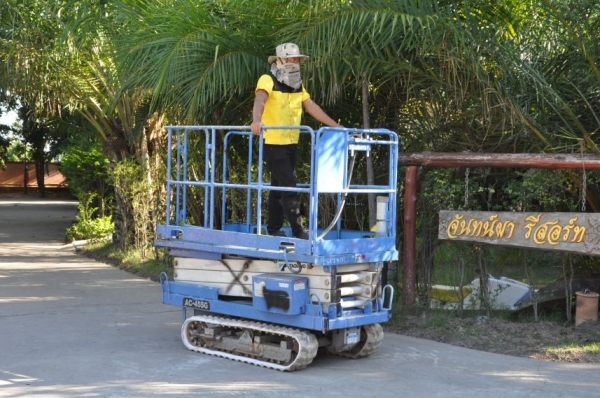 ขายรถกระเช้า TADANOไฟฟ้า สูง4เมตร รับน้ำหนักได้200โล สวยเดิมจากญี่ปุ่นยังไม่เคยใช้ในไทย 48,000เท่านั้น