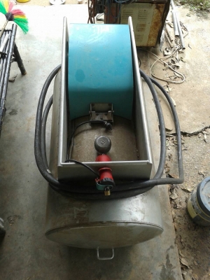 ขายถังออยเลอร์สนาม รุ่น LORRY490 ไวไฟ12โวลย์ ถังอลูมิเนียม จุ 500ลิตร พร้อมสายและหัวจ่าย สนใจติดต่อ 088-2783596