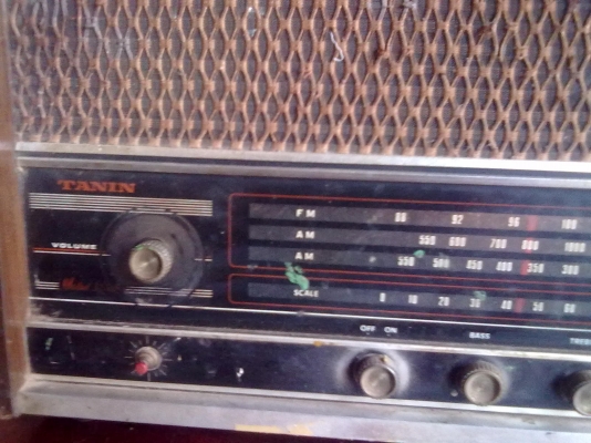 ขายวิทยุ TANIN รุ่น 2100 ขายวิทยุ TANIN รุ่น 2100