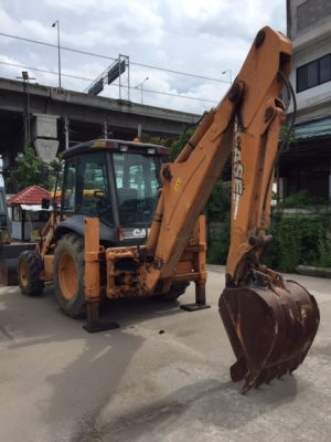 มาใหม่อีกแล้ว รถตักหน้าขุดหลัง CASE 580SR