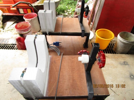 เครื่องตัดขวดแก้ว ด้วยเส้นความร้อน (รุ่นนี้ไม่ทำแล้ว) เปลี่ยนเป็น เครื่องตัดขวดV.2 เข้าชมได้ในเฟสบุ๊ค "ตัดขวดแก้วสวยงาม"