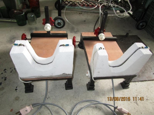 เครื่องตัดขวดแก้ว ด้วยเส้นความร้อน (รุ่นนี้ไม่ทำแล้ว) เปลี่ยนเป็น เครื่องตัดขวดV.2 เข้าชมได้ในเฟสบุ๊ค "ตัดขวดแก้วสวยงาม"