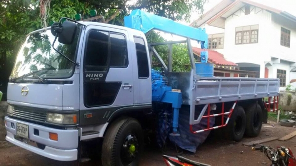 ขาย10ล้อติดเครน3.4ตัน HINO FL3H 4ปลอก3ชัก ยาว7.20เมตร เครื่อง195แรง สภาพพร้อมใช้งาน เอกสารพร้อมโอน สนใจโทร 090-8588220คุณนะ 093-3258446คุณบิว ID:narong498 หรือเข้าดูสินค้าอื่นๆได้ที่ www.truck.in.th/498 หรือเพจFacebook ณรงค์ ซื้อขายรถมือสอง (เว็บไซต์ส่วนต