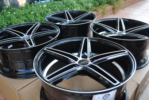 ขายล้อ VOSSEN CV5 ขอบ20 หน้า8.5 หลัง9.5 5H114.3