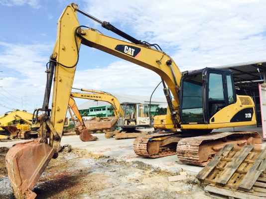 ขาย CAT312D ไมล์ 13,xxxชม. รถพร้อมใช้งานครับ ขาย CAT312D ไมล์ 13,xxxชม. รถพร้อมใช้งานครับ