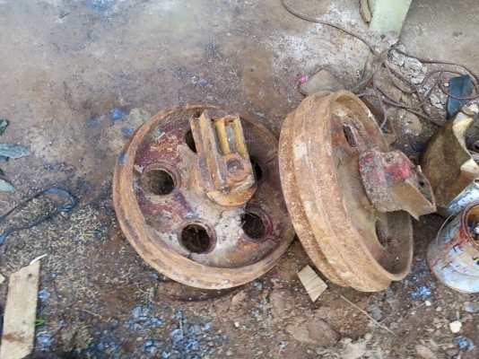 ขายช่วงล่างรถเกี่ยว ของไทยเจริญ สนใจโทร 090-8588220คุณนะ 093-3258446คุณบิว ID:narong498 หรือเข้าดูสินค้าอื่นๆได้ที่ www.truck.in.th/498 หรือเพจFacebook ณรงค์ ซื้อขายรถมือสอง (เว็บไซต์ส่วนตัว) หรือFacebook ตลาดรถมือสอง คุณนะ