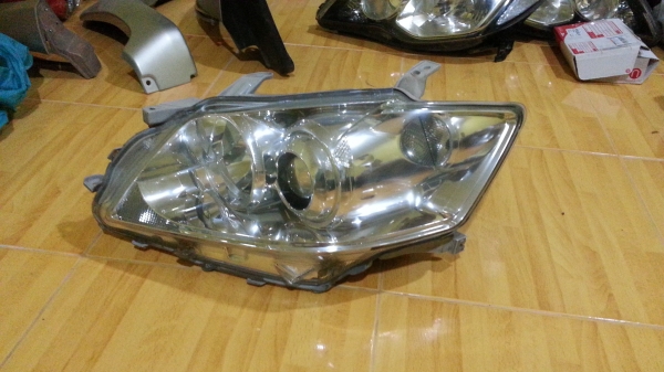 ไฟหน้าซ้าย Camry ปี07 ของแท้มือสอง