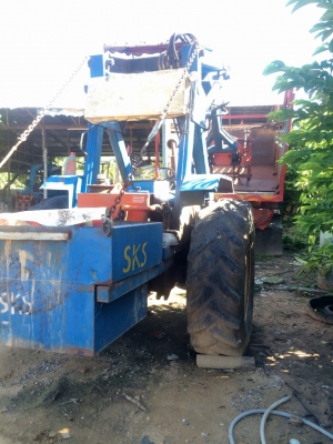 ขายรถไถ FORD รุ่น 6010 ขายรถไถ FORD รุ่น 6010