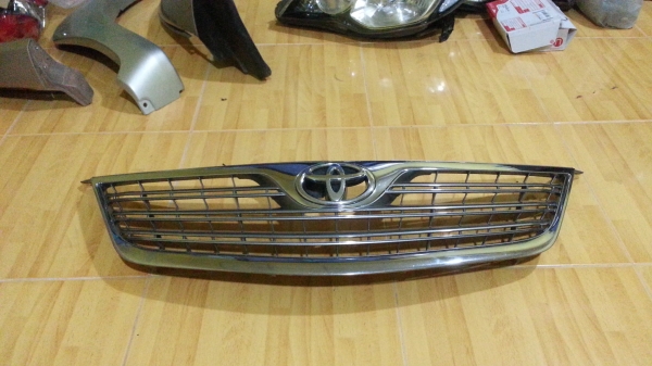 กระจังหน้า Camry ปี07 ของแท้มือสอง
