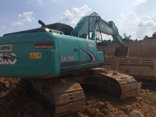 ขายรถแบคโฮ KOBELCO SK200-8 super X เอกสารเล่มทะเบียน 7014 ชม.ราคา 2200000