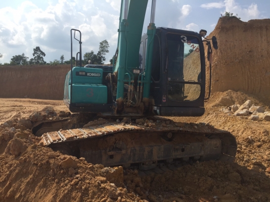 ขายรถแบคโฮ KOBELCO SK200-8 super X เอกสารเล่มทะเบียน 7014 ชม.ราคา 2200000