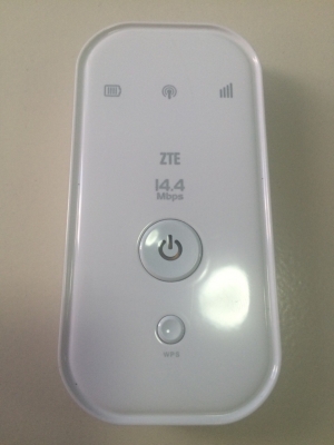 ZTE MF51 ความเร็วดาวน์โหลด 14.4 Mbps อัพโหลด 5.76 Mbps รองรับ Micro-SD ความจุสูงสุด 32GB ใช้ได้กับทุกเครือจ่าย แชร์ได้5เครื่อง สภาพสวย มือ2