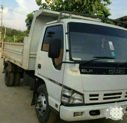 Isuzu npr รถมือหนึ่งออกห้าง