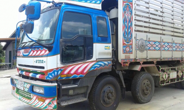 Isuzu 320 hp ขายทั้งพ่วงจ้า Isuzu 320 hp ขายทั้งพ่วงจ้า