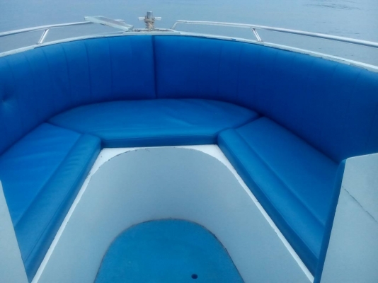 ขายเรือเร็ว 27 ฟุต เครื่อง 200 แรง สภาพพร้อมใช้ ราคาพิเศษ 255000 บาทเท่านั้น