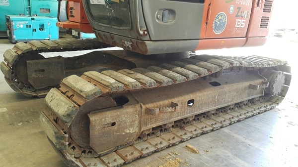 ขายรถแม็คโคร HITACHI ZX135US สนใจติดต่อ หนึ่ง 061-4194021