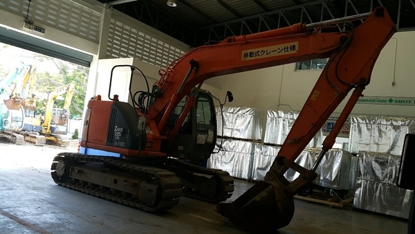 ขายรถแม็คโคร HITACHI ZX135US สนใจติดต่อ หนึ่ง 061-4194021