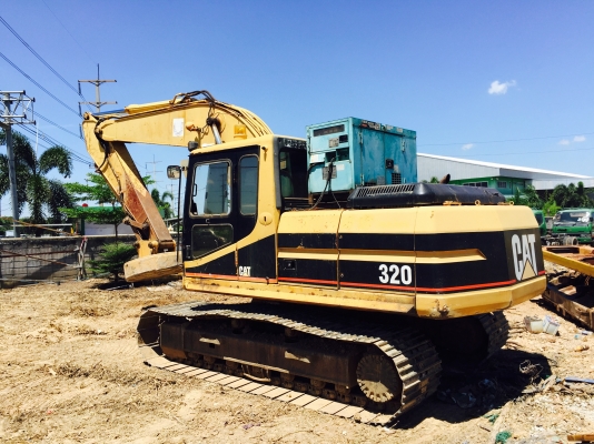 ขาย CAT 320V.1 พร้อมหัวดูดแม่เหล็ก รถสวยช่วงล่างเต็มครับ