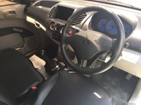 ขายรถพร้อมใช้งานมือเดียวพร้อมลุยรถปี2008