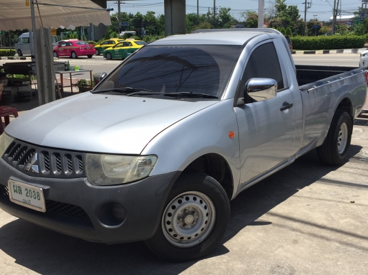 ขายรถพร้อมใช้งานมือเดียวพร้อมลุยรถปี2008