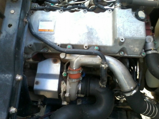 ขาย6ล้อHINO MEGA500ยูโร3ปี58 เครื่อง175 กระบะยาว6.50เมตร