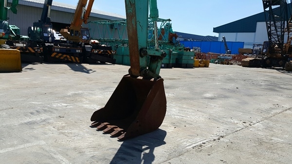 KOBELCO SK135SR-1ES สนใจติดต่อ หนึ่ง 061-4194021‪