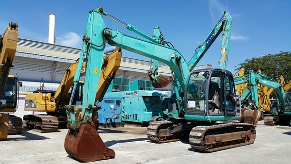 KOBELCO SK135SR-1ES สนใจติดต่อ หนึ่ง 061-4194021‪