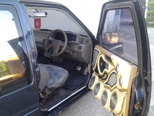 อีซูซุตอนครึ่ง