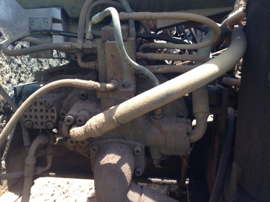 ขายครับ  HITACHI EX200-2 เครื่อง6BD1T ปั้มเดิมๆแรงๆ